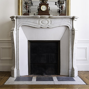 fireplace of L'Atelier 41